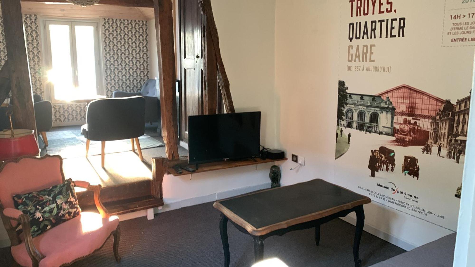 Duplex La Maisonnette 1 Chambre - Parking Gratuit 트루아 외부 사진