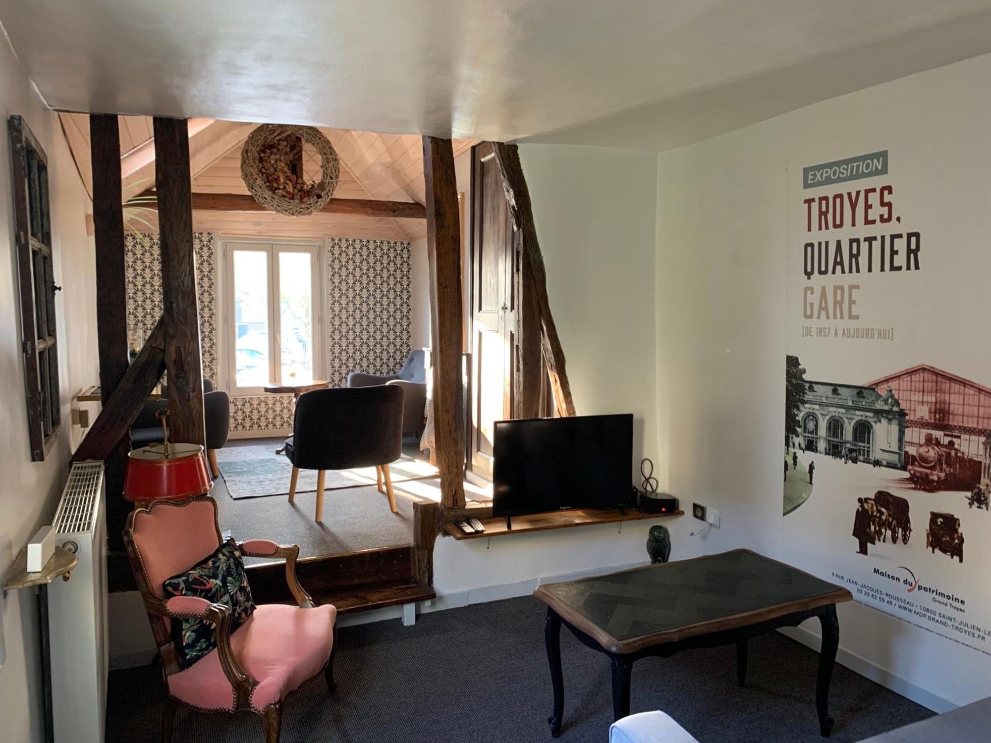 Duplex La Maisonnette 1 Chambre - Parking Gratuit 트루아 외부 사진